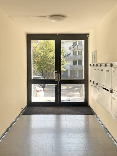 Photo 3 of the property 400030-2752