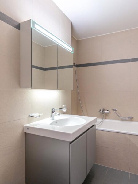 Photo 8 of the property 1190.400010
