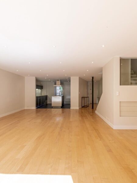 Photo 2 of the property MVV