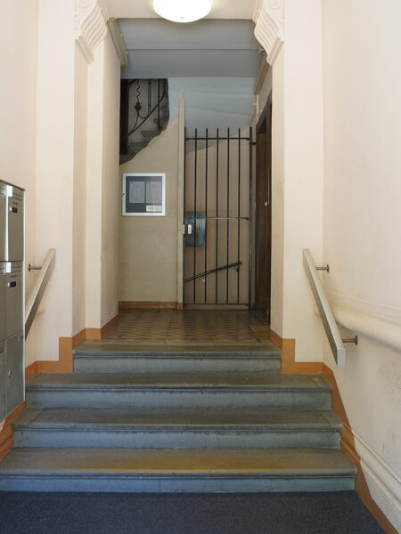 Photo 3 of the property 410040-0510