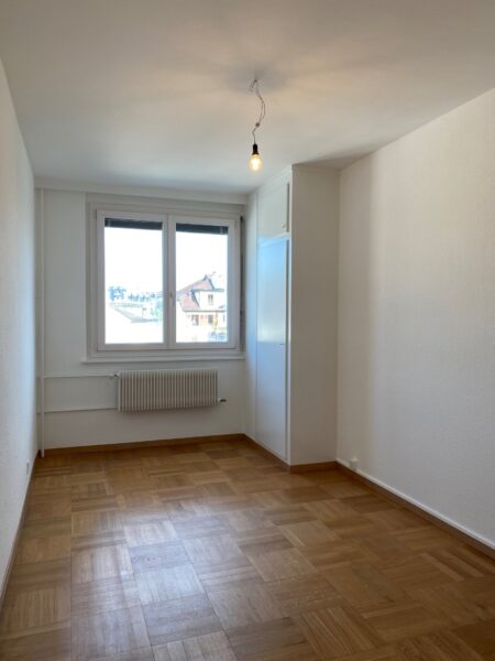 Photo 5 of the property 460030-2698