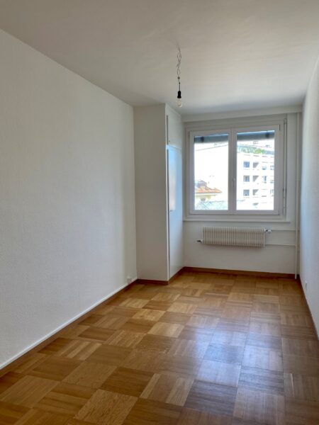 Photo 6 of the property 460030-2698