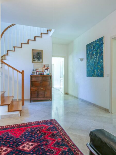 Photo 6 of the property MVS
