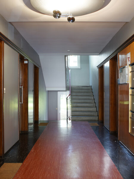 Photo 3 of the property 470020-0090