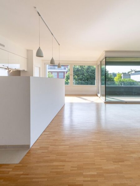Photo 2 of the property AVTN