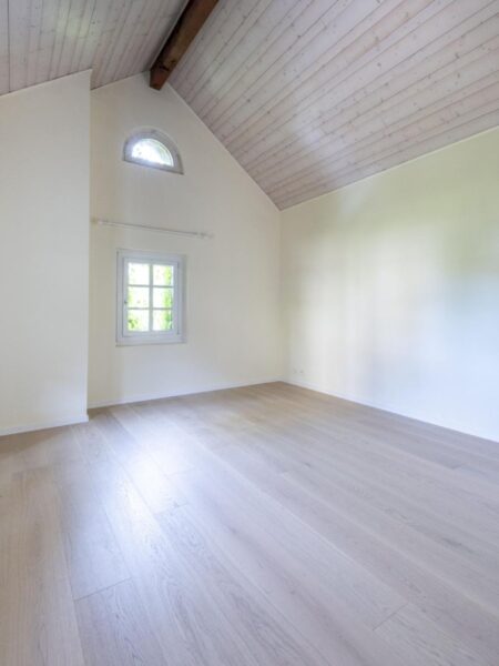 Photo 12 of the property Lullin