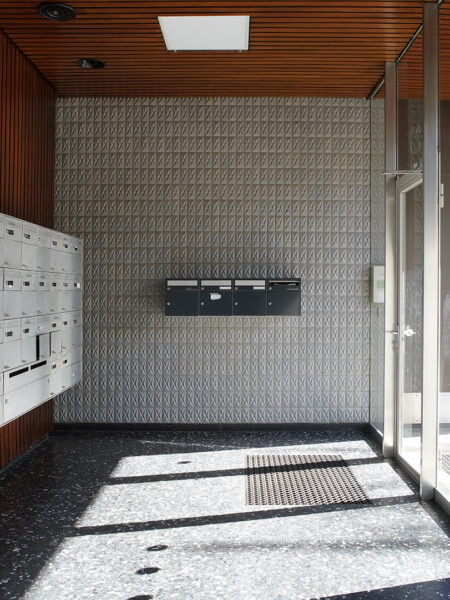 Photo 3 of the property 400010-0613