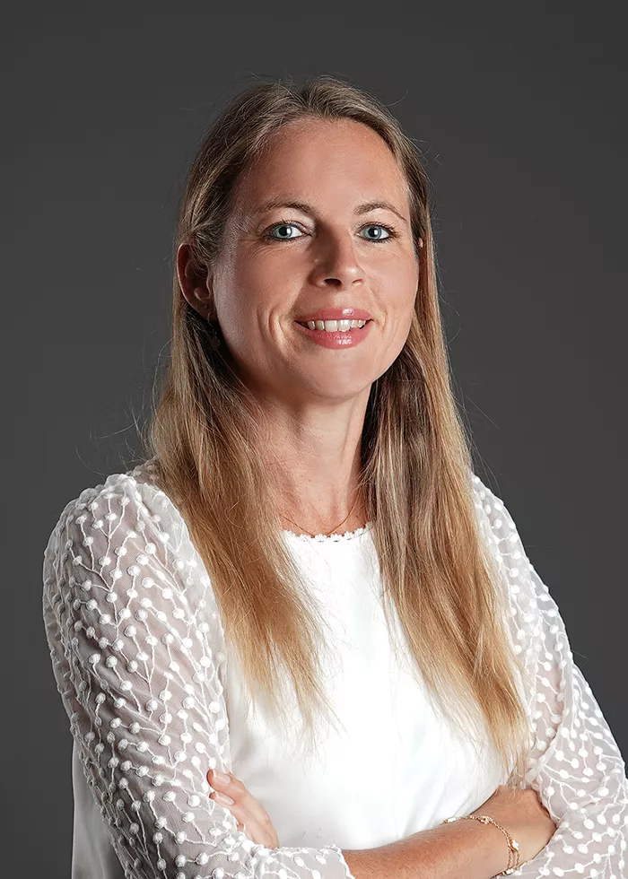 Joelle_Sienthaler_Outlook