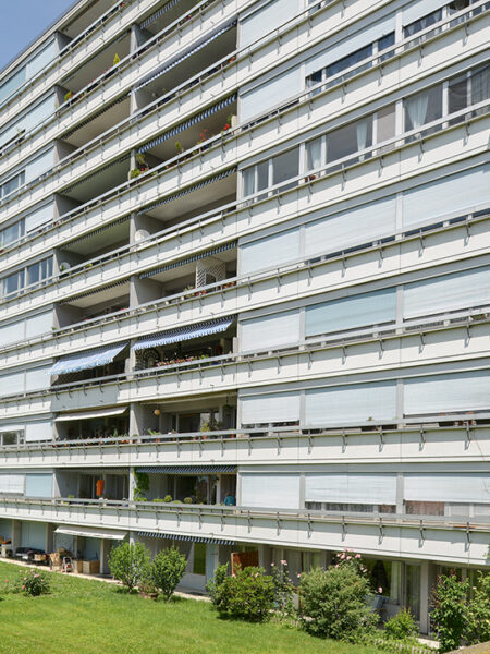Photo 3 of the property 400040-2021