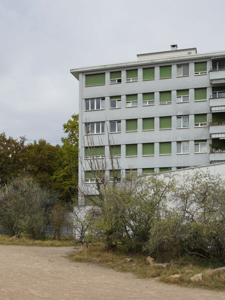 Photo 2 of the property 410030-2584