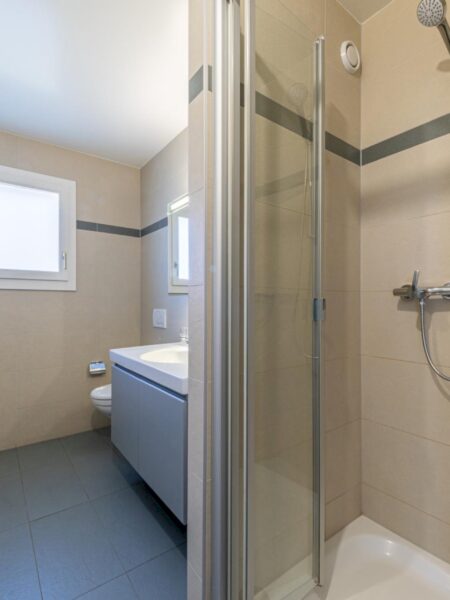 Photo 7 of the property 1190.400040.