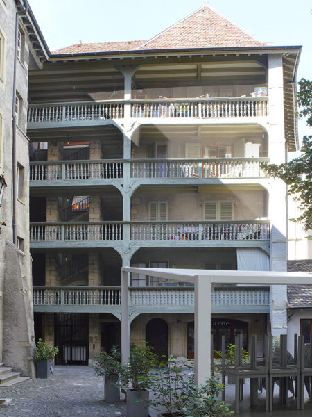 Photo 2 of the property 440010-2393