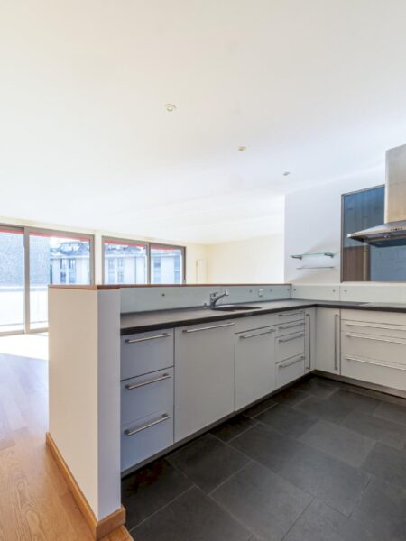 Photo 3 of the property 2559.450020