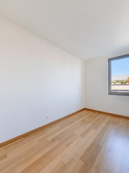 Photo 9 of the property 2559.450020