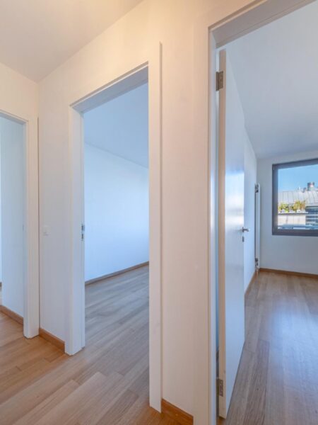 Photo 6 of the property 2559.450020