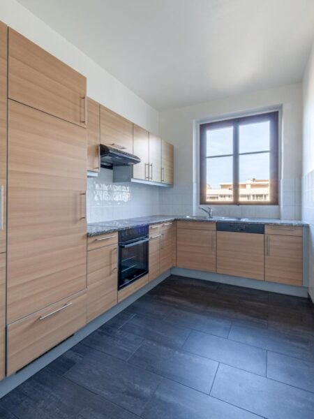 Photo 4 of the property 2650.450020