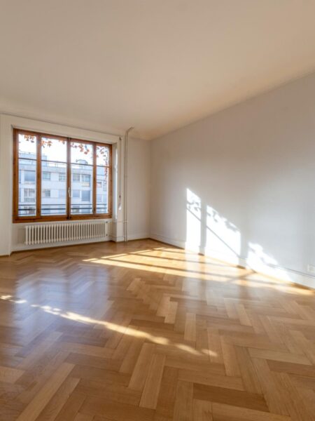 Photo 8 of the property 2650.450020