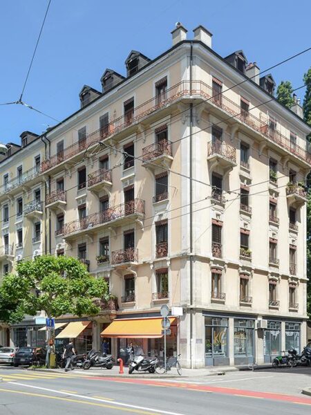 Photo 1 of the property 2420.400020