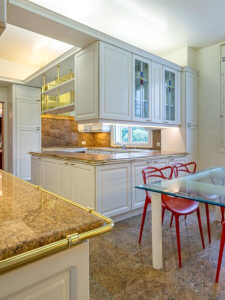 Photo 4 of the property 1370.400100