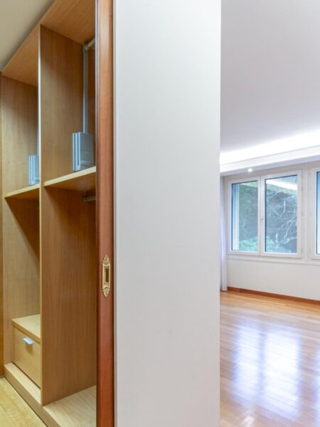 Photo 11 of the property 1370.400100