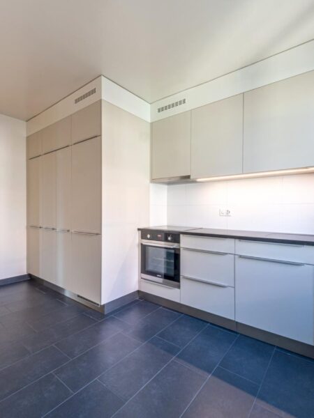 Photo 3 of the property 0496.450020