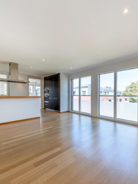 Photo 7 of the property 7358.450010