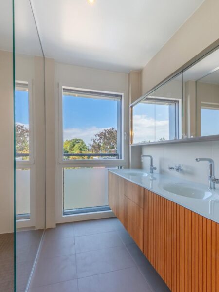 Photo 6 of the property 7358.450010