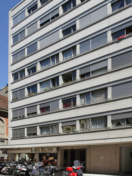 Photo 1 of the property 420040-0192