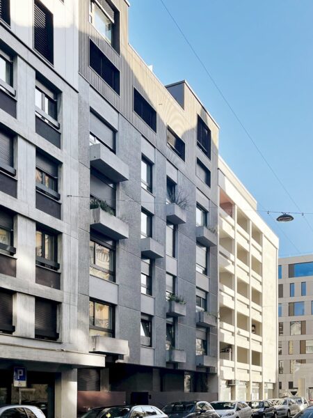 Photo 2 of the property 440020-2665