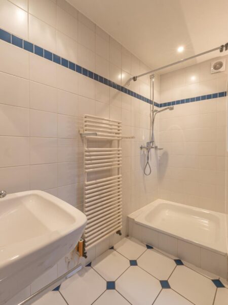 Photo 6 of the property 2190.440020