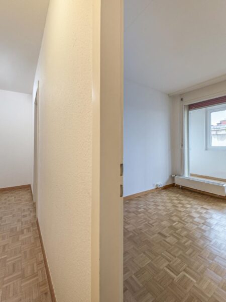 Photo 4 of the property 2693.460010