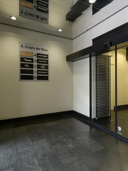 Photo 3 of the property 2592.450030