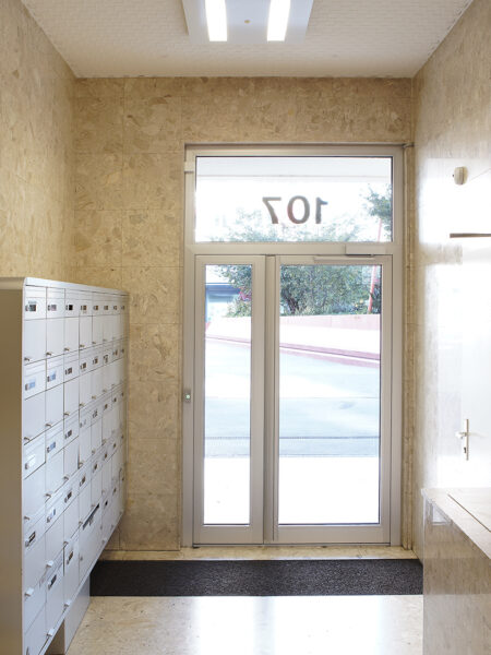 Photo 3 of the property 490020-0130