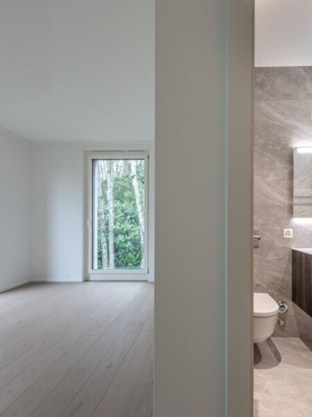 Photo 6 of the property 1369.410010