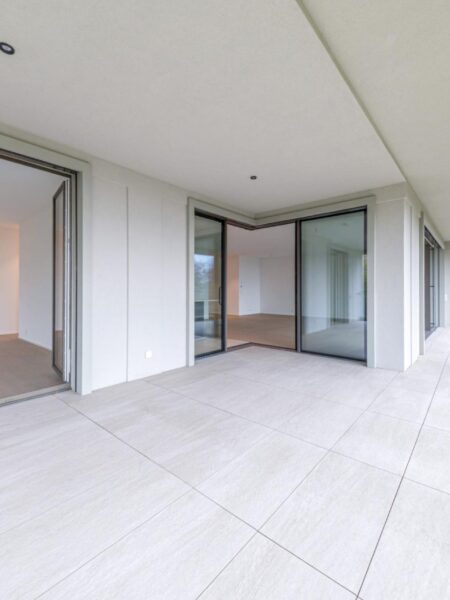 Photo 4 of the property 1369.410010