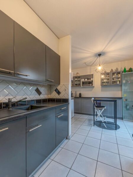 Photo 3 of the property MME