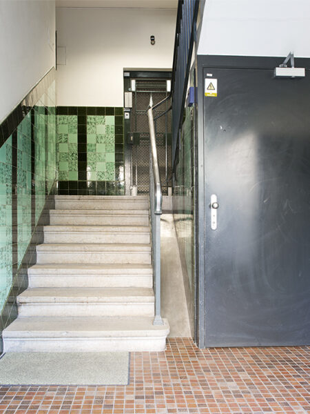 Photo 3 of the property 100020-0636