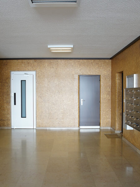 Photo 4 of the property 400010-2062