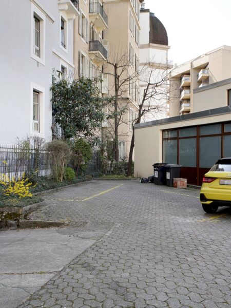 Photo 2 of the property 470010-2469