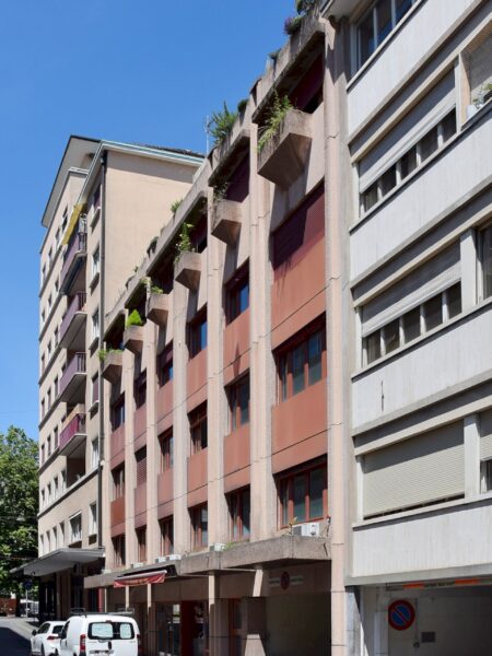 Photo 2 of the property 210190-2746