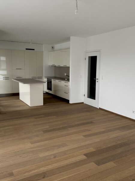 Photo 2 of the property 7226.420010