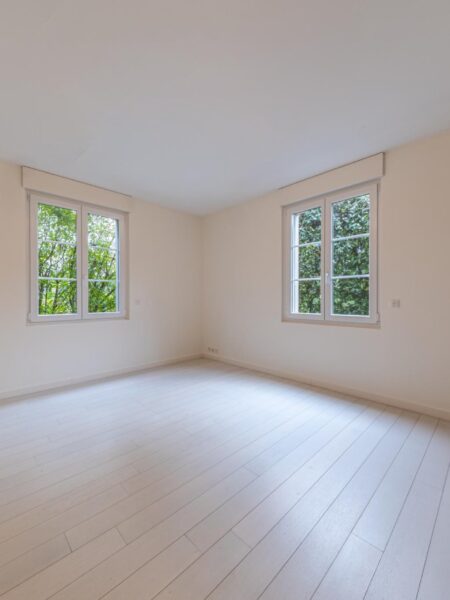 Photo 8 of the property 1182.400010