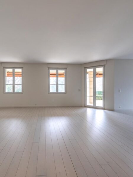 Photo 4 of the property 1182.400010