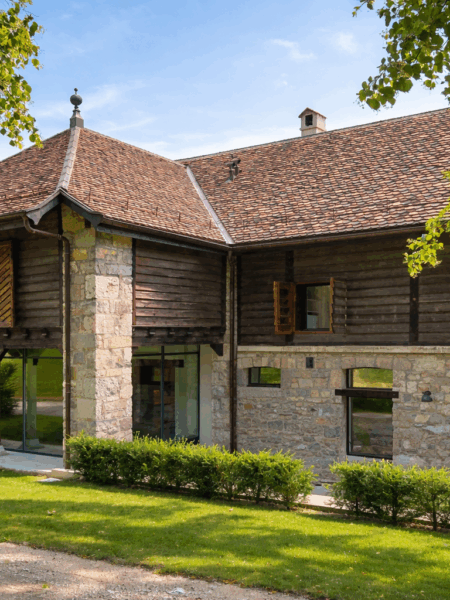 Photo 2 of the property 1293.400010