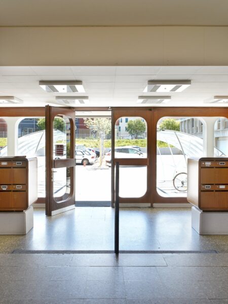 Photo 3 of the property 440470-0577