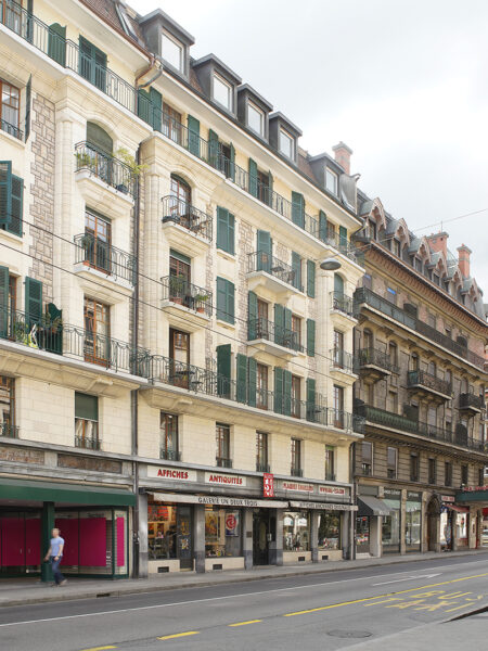 Photo 1 of the property 440010-2456