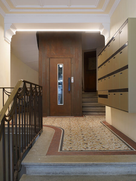 Photo 3 of the property 440010-2456