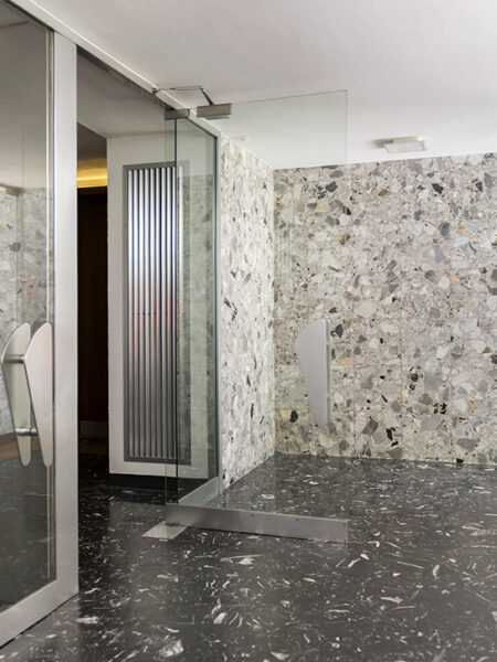 Photo 3 of the property 420010-2497