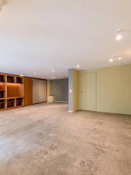 Photo 2 of the property Saint-Victor 11