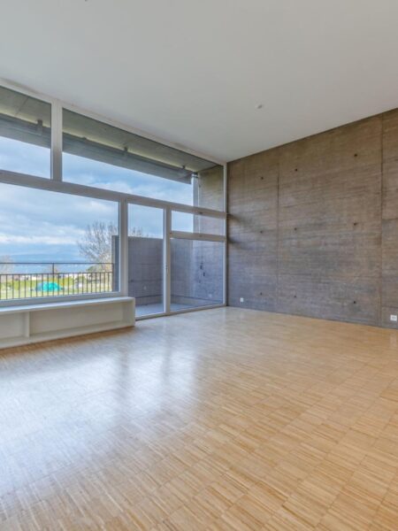 Photo 1 of the property 2475.420010